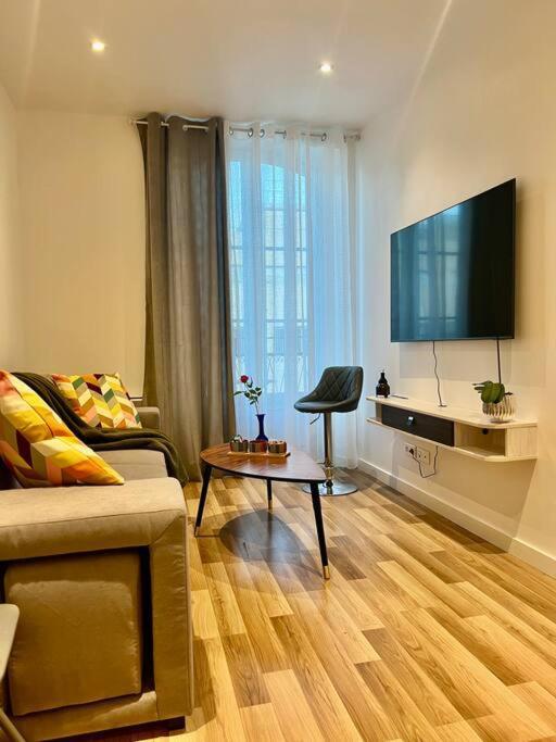 Appartement Dezy's House *